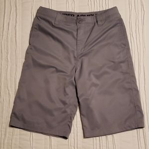 Under Armour Boys Youth Golf Shorts size 16